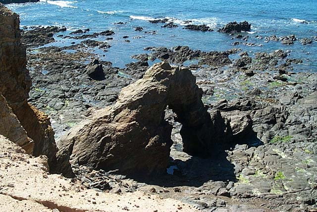 la roche perc�e, � mar�e basse